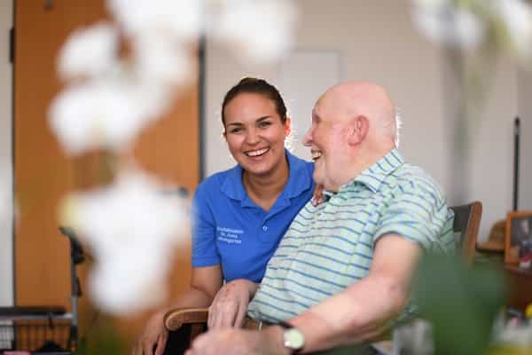 Pflegefachkraft im ambulanten Dienst (m/w/d) - Ihr neuer Arbeitsplatz mit attraktiven Arbeitszeiten! Baienfurt - Stiftung Liebenau Sozialstation St. Anna Baienfurt - Pflegia