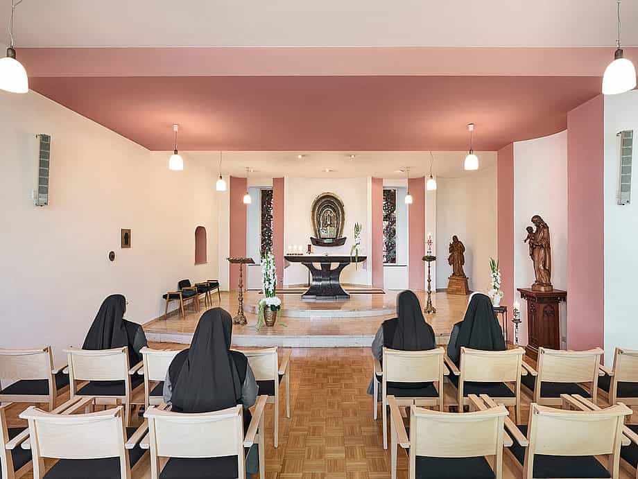 Pflegefachassistenz (m/w/d) - Auf Augenhöhe, transparent und innovativ! Bonn - Cellitinnen St. Adelheidisstift Seniorenhaus - Pflegia