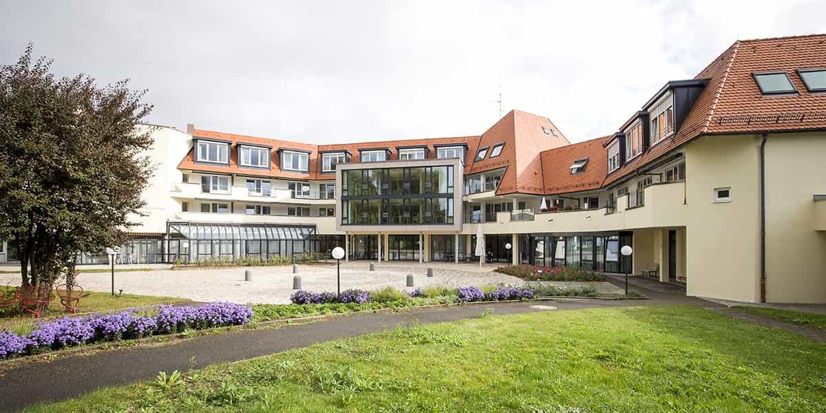 Pflegefachkraft (m/w/d) - Zusammen einfach gut pflegen! Dettingen unter Teck - Haus an der Teck - Pflegia