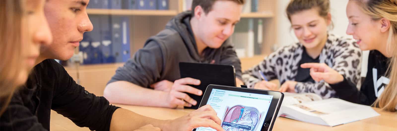 Pflegefachkraft (m/w/d) Operative Intensivstation - Bei uns startet Ihre Zukunft! Kiel - Städtisches Krankenhaus Kiel - Pflegia