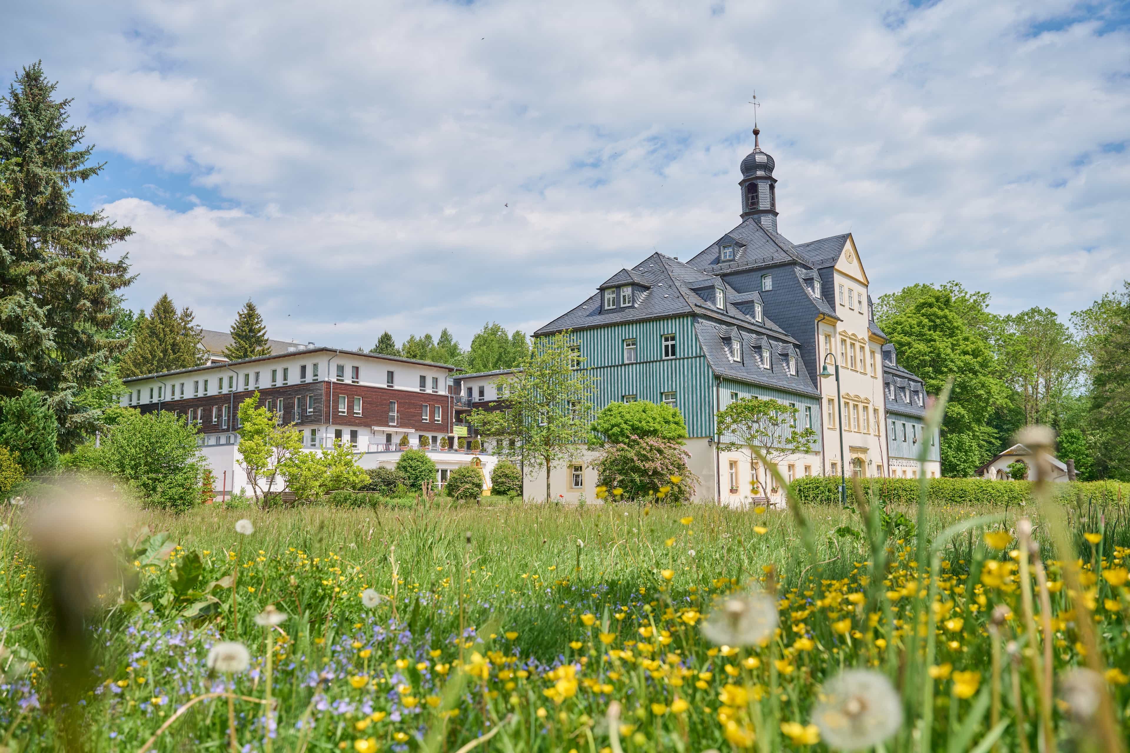 Pflegefachkraft (w/m/d) für den Demenz Bereich - Bei uns sind Sie richtig! Raschau-Markersbach - Alterswohnsitz Gut Förstel - Pflegia