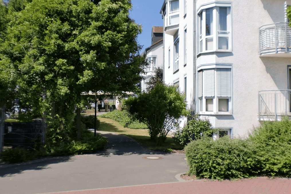 Stellvertretende Wohnbereichsleitung (m/w/d) - eine kollegiale Zusammenarbeit im Team warten auf Dich - newcare home Reiskirchen - Pflegia