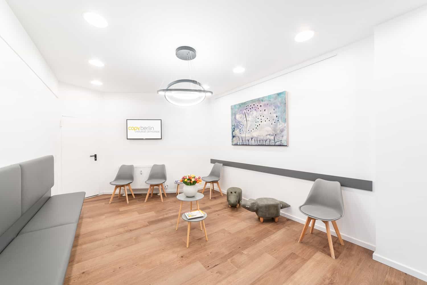 Medizinische:r Fachangestellte:r (m/w/d) mit chirurgischer Erfahrung - Wir haben den passenden Job für Sie! Berlin - Chirurgisch Orthopädischer Praxisverbund Berlin (COPV) - Steglitz - Pflegia