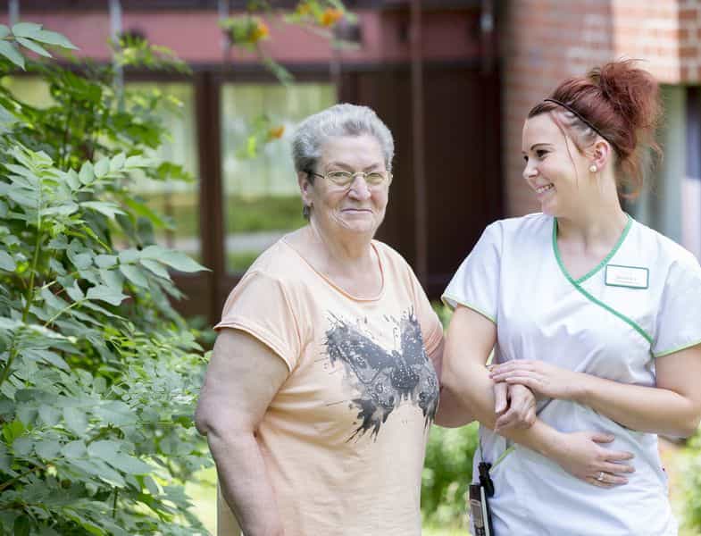 Pflegefachkraft (w/m/d) - Familiär zusammenarbeiten Gelsenkirchen - CURA Seniorencentrum Gelsenkirchen GmbH - Pflegia