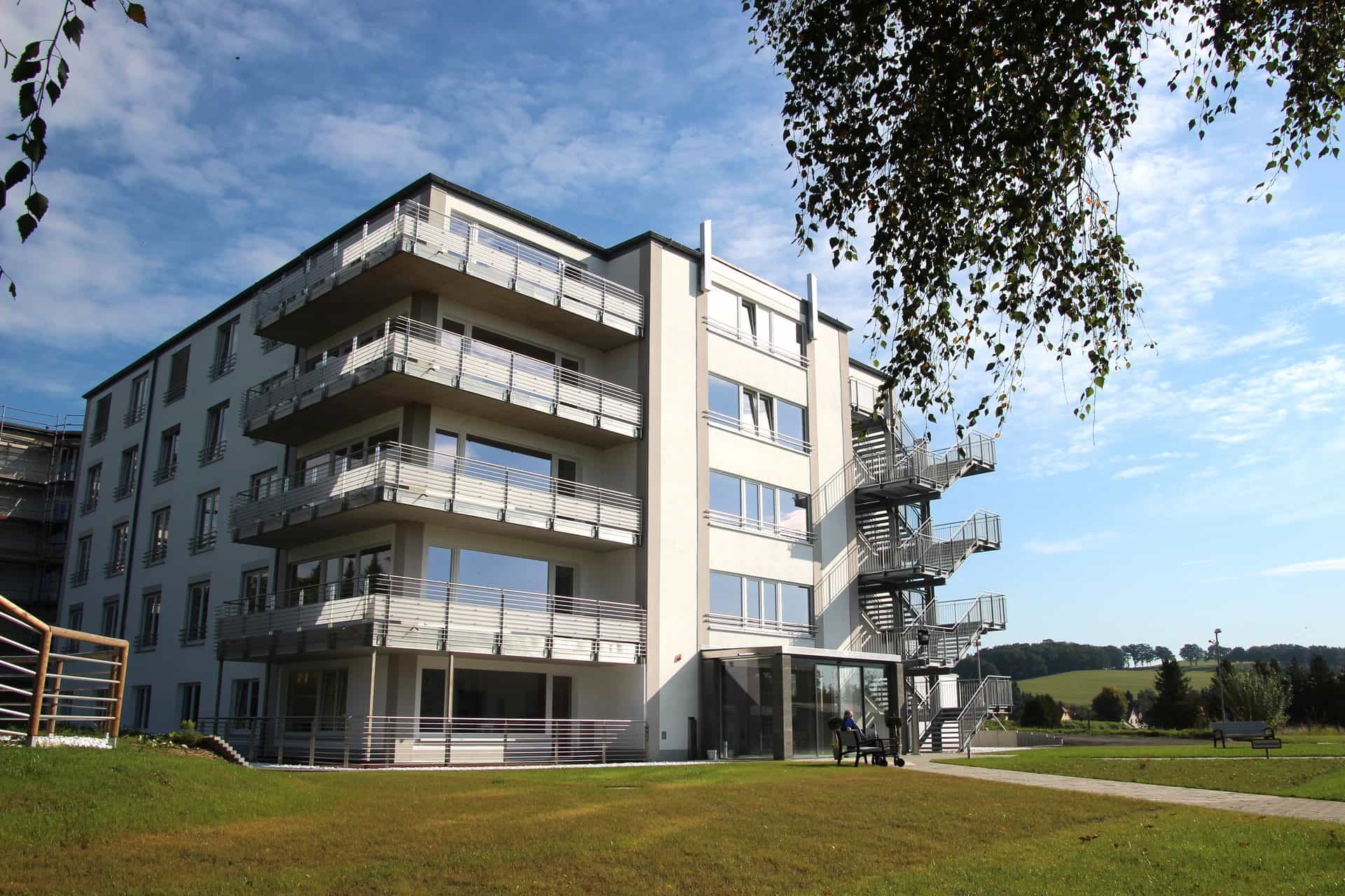 Pflegefachkraft (m/w/d) – Wir kommen Ihnen mit Wertschätzung entgegen! - Seniorenresidenz Panoramablick - Pflegia