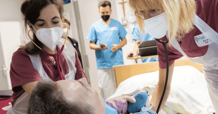 Pflegefachkraft (m/w/d) - Herzlich willkommen! Ingolstadt - AIR-Leben Intensivpflege Wohngemeinschaft Franziska - Pflegia