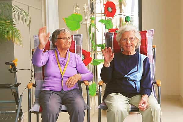 Pflegefachkraft (m/w/d) - Werden Sie unser:e Held:in! Magdeburg - Vitanas Demenz Centrum Am Schleinufer - Pflegia