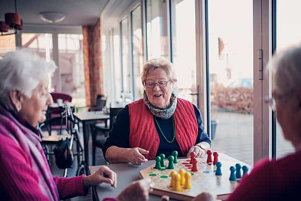 Palliativ-Fachkraft (m/w/d) - Kommen Sie ins Team Johanniter! - Johanniterhaus am See - Pflegia