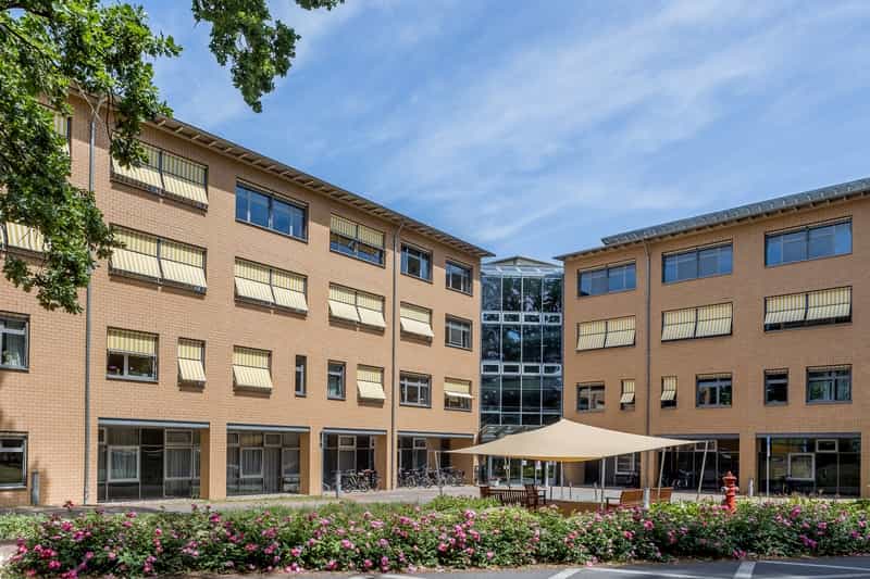 Pflegefachkraft mit Weiterbildung Palliative Care (m/w/d) – Wir sichern heute Ihre Zukunft! Kloster Lehnin - Evangelisches Luise-Henrietten Hospiz Lehnin - Pflegia