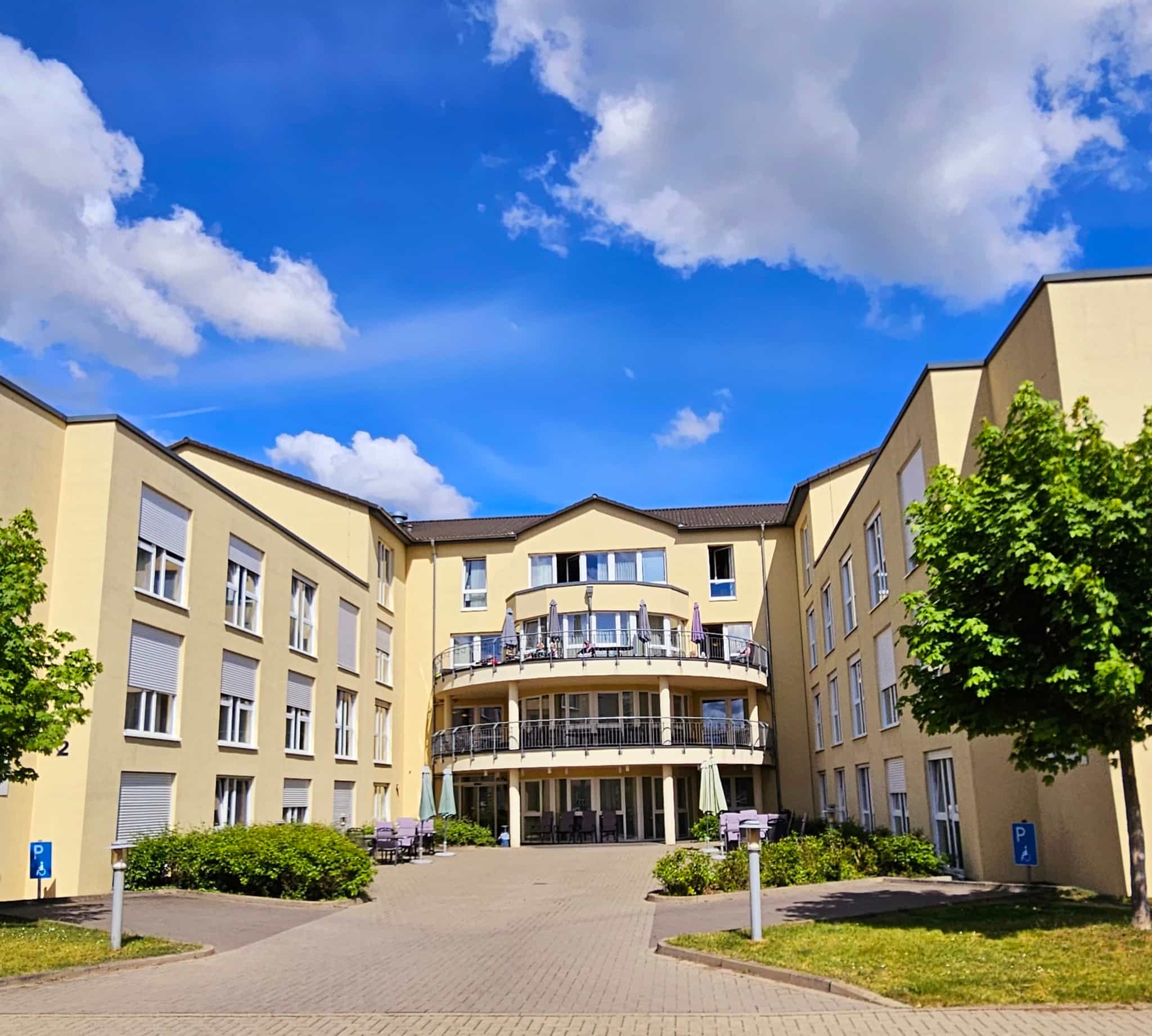 Pflegefachkraft (m/w/d) – Ihr neuer Arbeitsplatz in einem Team, auf das Sie zählen können! Magdeburg - Seniorenheim Magdeburg - Pflegia