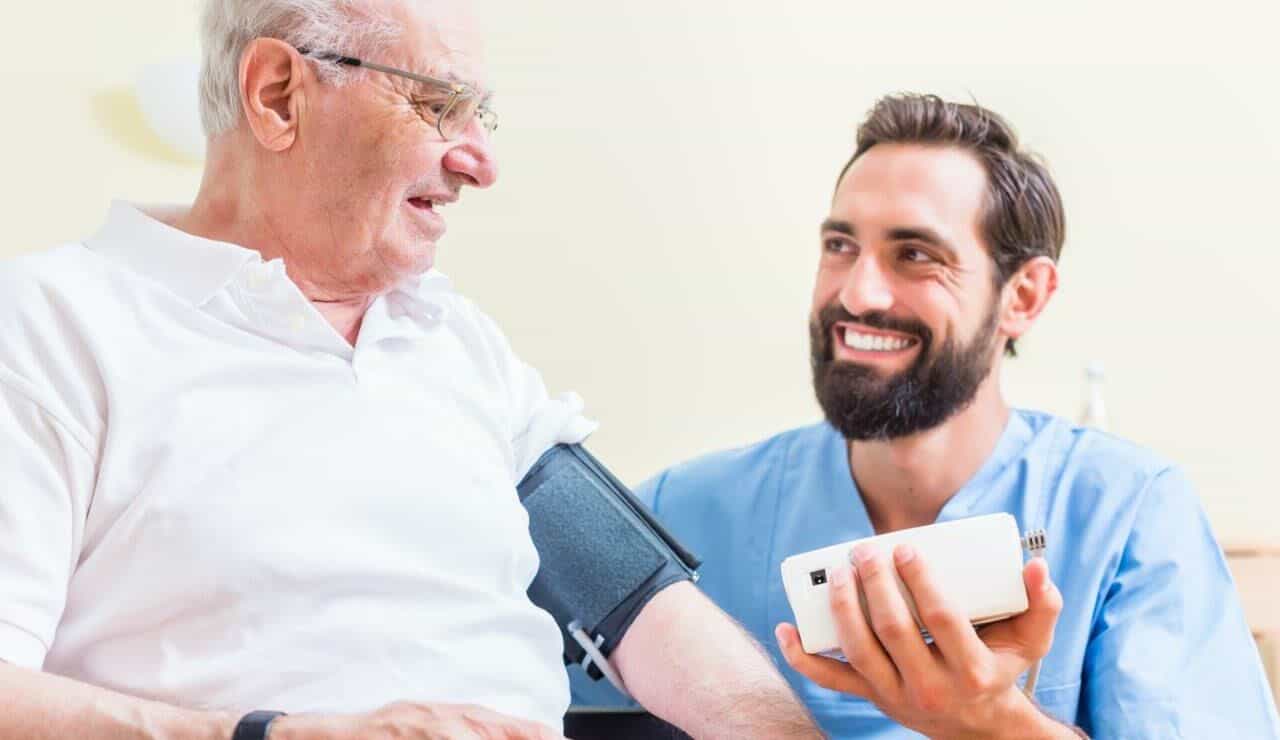 Pflegefachassistenz (m/w/d) im Früh- und Spätdienst in Teilzeit (30h) - Teamplayer:in mit Herz gesucht! Soest - Adolf-Clarenbach-Haus - Pflegia