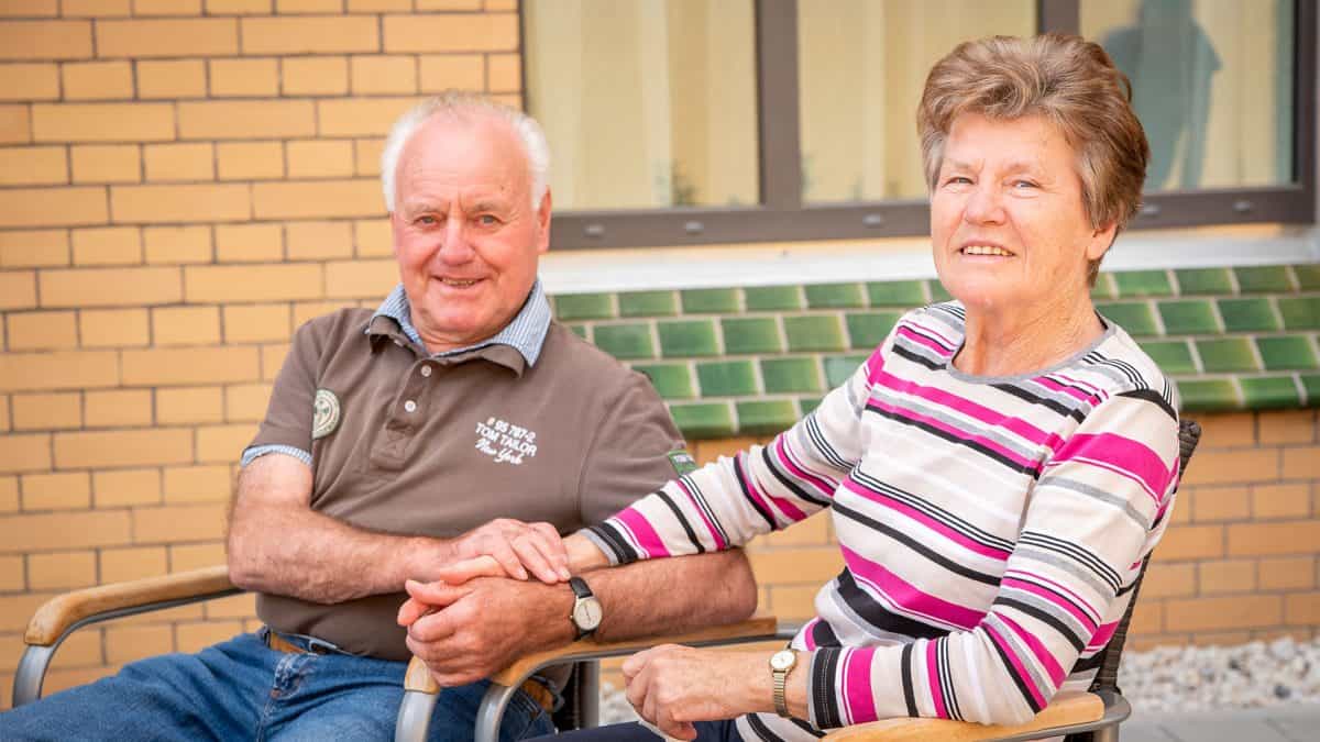 Gelernte Pflegehilfskraft (w/m/d) - Hier bist Du richtig! Thalheim/Erzgeb. - AZURIT Seniorenzentrum DREI TANNEN - Pflegia