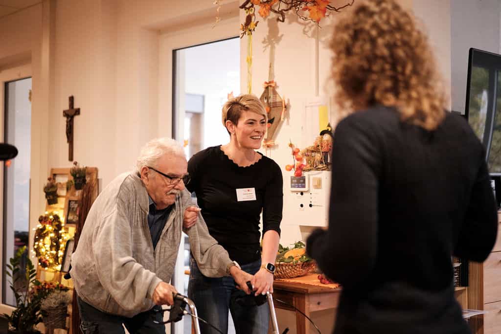 Pflegefachkraft (m/w/d) in Markelfingen - Wir freuen uns auf Dich!  Büsingen am Hochrhein - Pflege mit Herz und Zeit - Pflegia