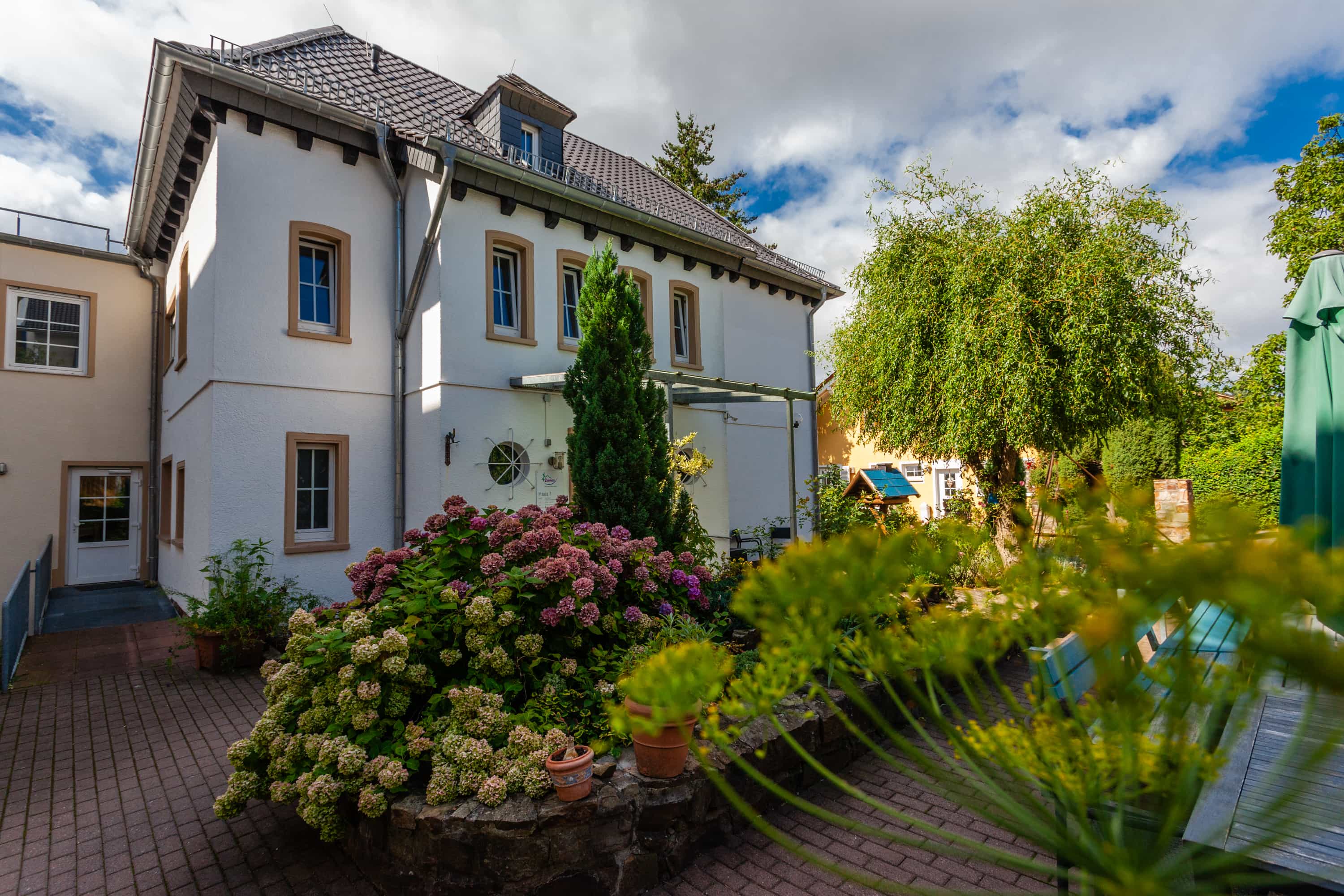 Pflegefachkraft als Dauernachtwache (w/m/d) in Teilzeit (20-30 Stunden/Woche) - Hier bist Du richtig! Heidenrod - Villa Brosius - Pflegia