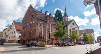 Pflegefachkraft (m/w/d) - Bei uns macht Pflege Spaß! Neunkirchen - Domus Cura Pflegewohnpark Glück im Winkel "Neunkirchen" - Pflegia