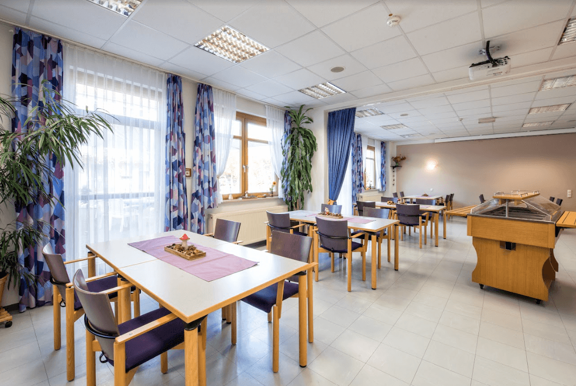 Pflegefachkraft (m/w/d) für den Bereich Multiple Sklerose - Wir suchen Dich! Erlangen - AWO Sozialzentrum Erlangen - Pflegia