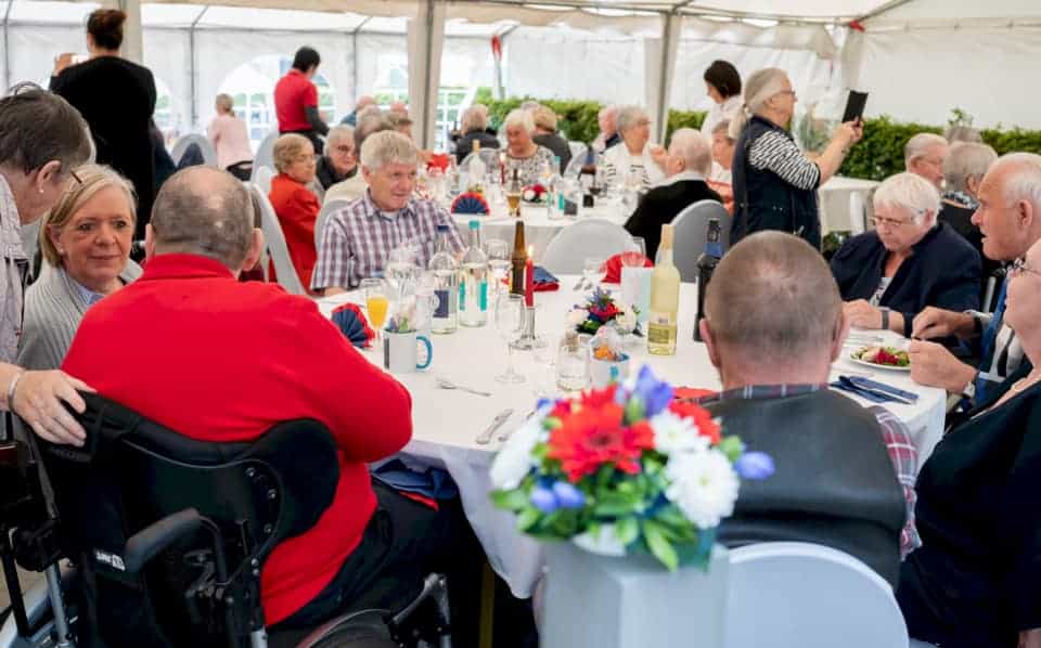 Stellvertretende Pflegedienstleitung (m/w/d) - Bei uns startet Deine Karriere! Flensburg - AWO Servicehaus Friesischer Berg - Pflegia