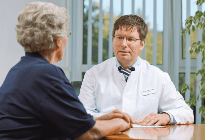 Pflegefachkraft (m/w/d) - ein nettes und motiviertes Team wartet auf Sie! - VITREA Rehaklinik Bad Berleburg - Pflegia