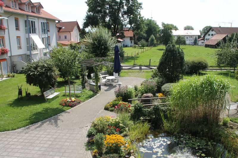 Gelernte Pflegehilfskraft (m/w/d) - Hier erfährst Du Wertschätzung! - SeniorenZentrum Durach - Stationäre Pflege - Pflegia