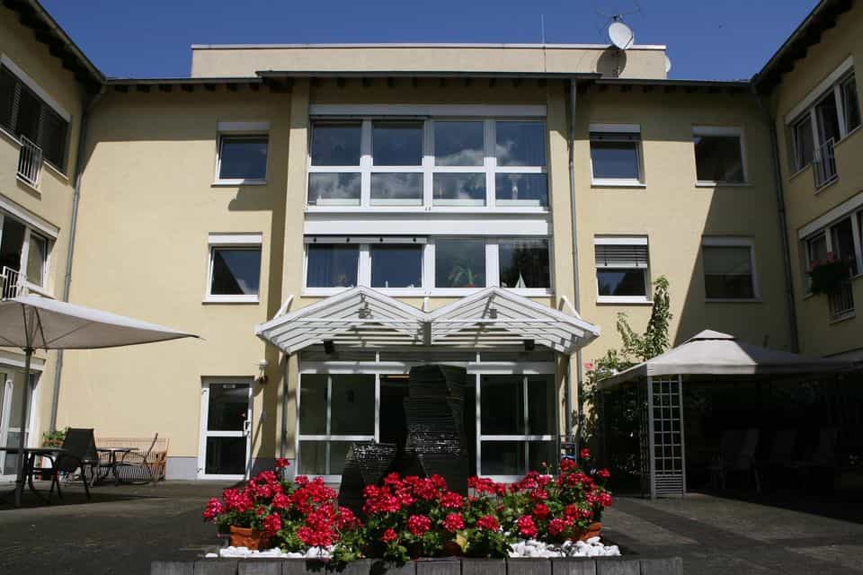 Geronto-Fachkraft (m/w/d) - Starte mit uns in eine gemeinsame Zukunft! Hürth - AWO Rudi-Tonn-Altenzentrum - Pflegia