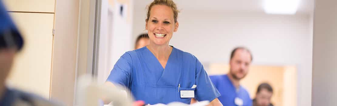 Pflegefachkraft mit pädiatrischer Vertiefung (m/w/d)  für die allgemeine Kinderstation - Wir stehen für eine menschenwürdige Pflege! Herdecke - Gemeinschaftskrankenhaus Herdecke - Pflegia