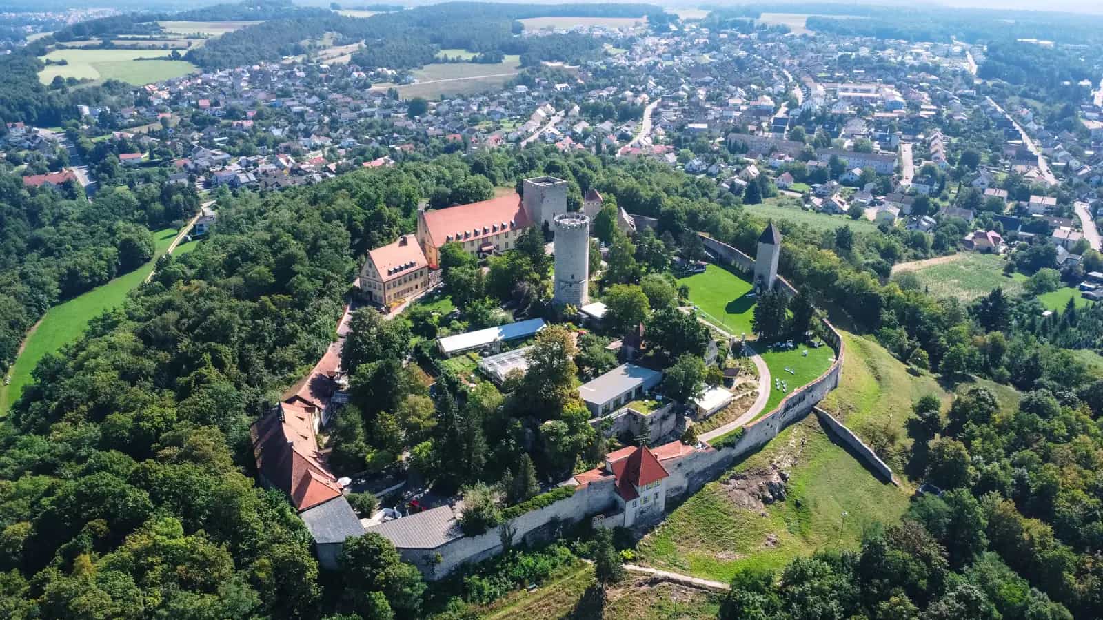 Pflegefachkraft (m/w/d) - Hier startet Deine Zukunft!  Burglengenfeld - Die Burg (Sozialwerk) - Pflegia