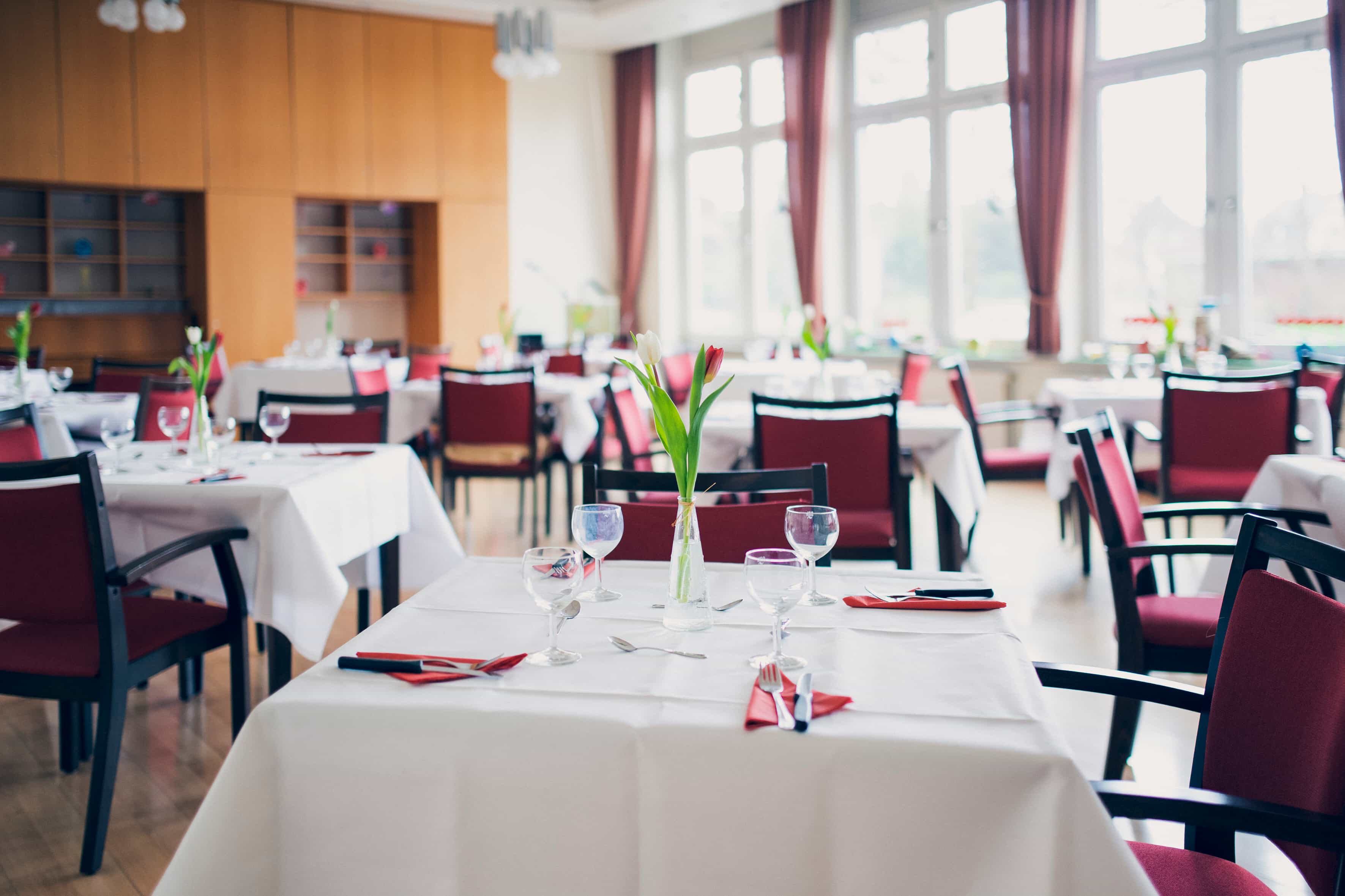 Pflegefachkraft (w/m/d) - Wir haben den passenden Job für Dich! Bad Oldesloe - Johanniter Haus Am Königsteich - Pflegia