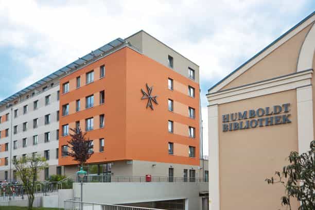 Pflegefachkraft als Praxisanleitung (w/d/m) - Komm in unser motiviertes Team! Berlin - Johanniter-Stift Berlin-Tegel - Pflegia