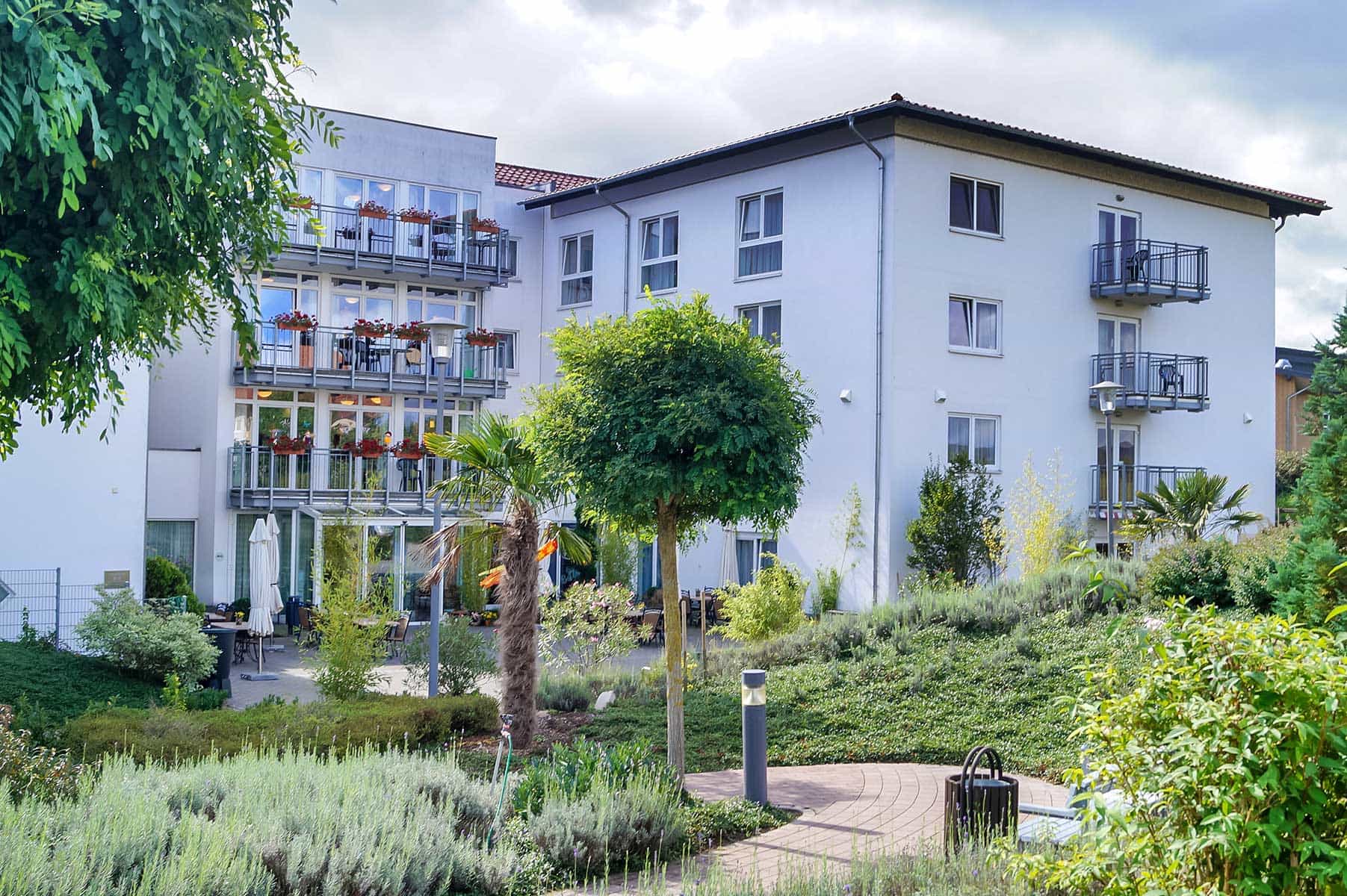 Pflegefachkraft Schwerpunkt Gerontopsychiatrie (m/w/d) - Hier kannst Du durchstarten! Gensingen - AZURIT Seniorenzentrum Gensingen - Pflegia