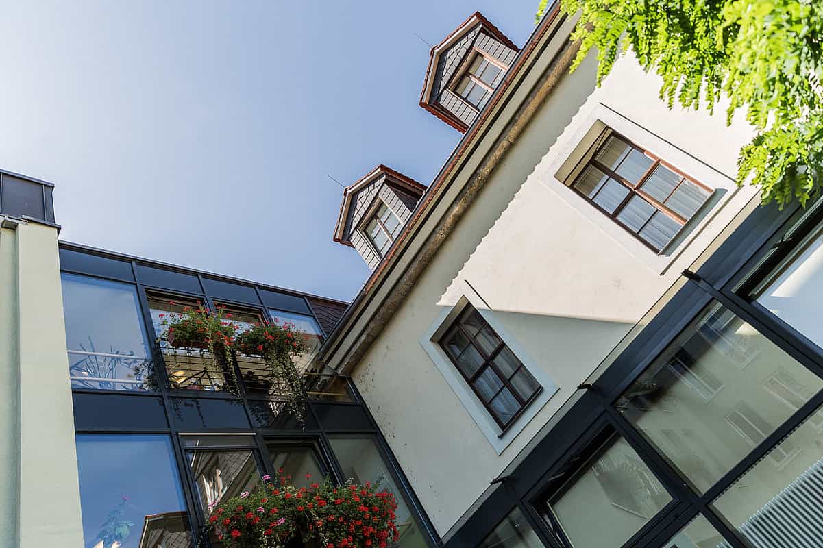 Pflegefachkraft (m/w/d) - Dein neuer langfristiger Arbeitsplatz! Dresden - Vitanas Senioren Centrum Am Blauen Wunder - Pflegia