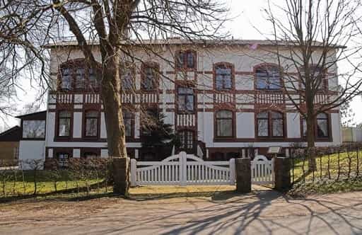 Pflegefachkraft (m/w/d) - Dein neuer Job! Schleswig - Wohnstätte & Betreuungseinrichtung Klosterhof - Pflegia