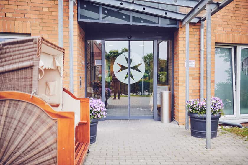 Pflegefachkraft (m/w/d) - Werde Teil eines kleinen, familiären Teams in einer traumhaften Umgebung Sylt - Johanniter-Haus Westerland - Pflegia
