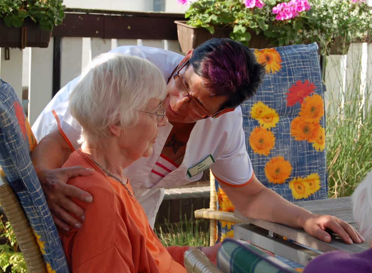 Pflegefachkraft Teilzeit (m/w/d) - Ein tolles Team wartet auf Dich! Uetze - Seniorenheim Haus Monika - Pflegia