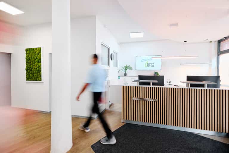 Physiotherapeut:in (m/w/d) – Dein neuer Arbeitsplatz in einem Team, auf das Du zählen kannst! Dortmund - TheraforLife Lütgendortmund GmbH - Pflegia