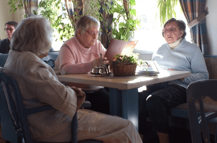 Geronto-Fachkraft (m/w/d) - Teamplayer:in mit Herz gesucht! Rendsburg - Caritashaus St. Vincenz - Pflegia