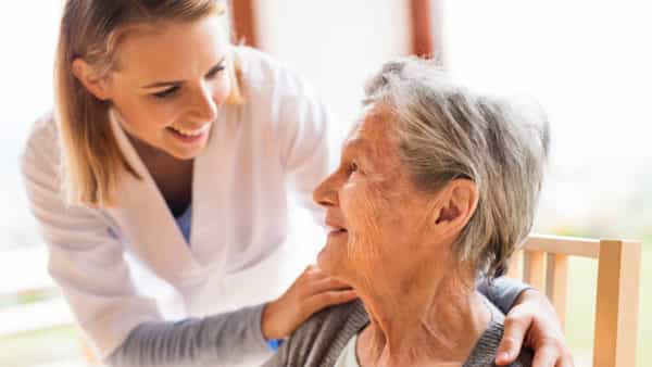 Pflegefachkraft (m/w/d) - Genau das Richtige für Dich! Bückeburg - MediCare Seniorenresidenz Am Kirschgarten - Pflegia