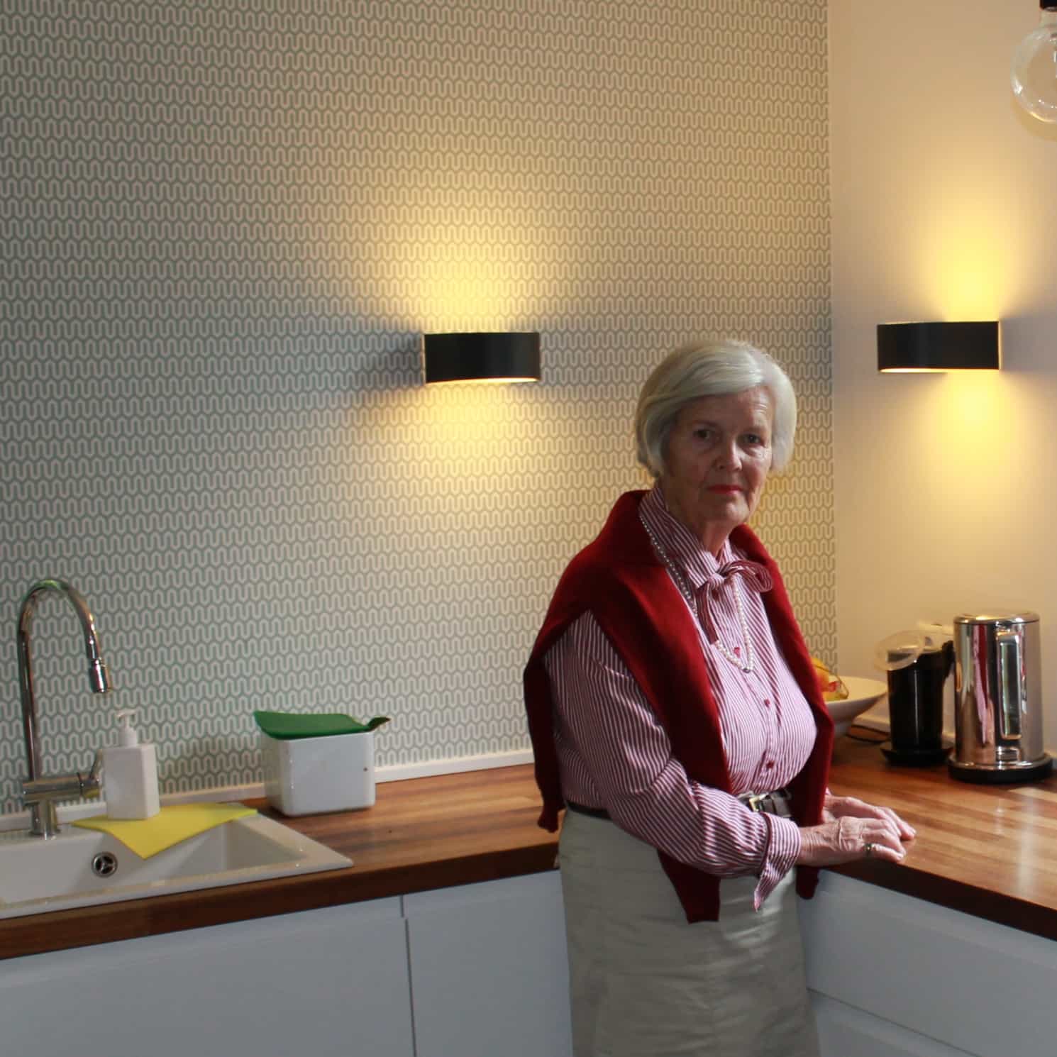 Intensivfachkraft / Pflegefachkraft (m/w/d) - Wir suchen Dich! Jameln - Hauskrankenpflege Behrens - Jameln - Pflegia