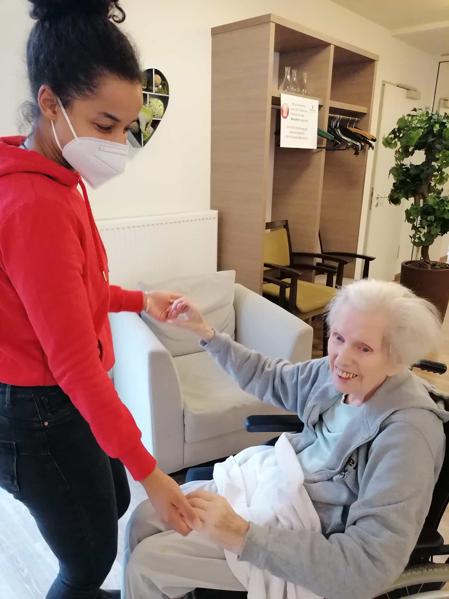 Pflegefachkraft (m/w/d) - Wir bieten Dir alle Möglichkeiten! - PRO TALIS Seniorenzentrum An der Rotdornstraße - Pflegia