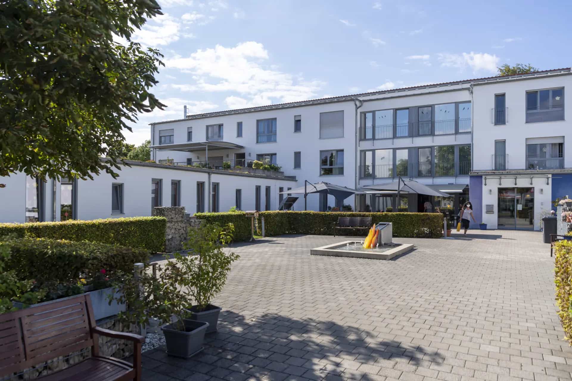 Pflegefachkraft (m/w/d) in Teilzeit - Hier kannst Du durchstarten! Vohburg an der Donau - Korian - Haus Phoenix Herzog Albrecht - Pflegia