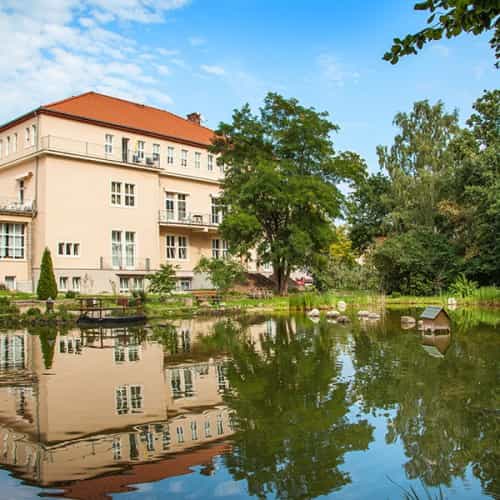 Pflegefachkraft (m/w/d) - Sicher Dir heute Deine Zukunft! Dessau-Roßlau - Wohnpark Villa Maxim Gorki - Pflegia