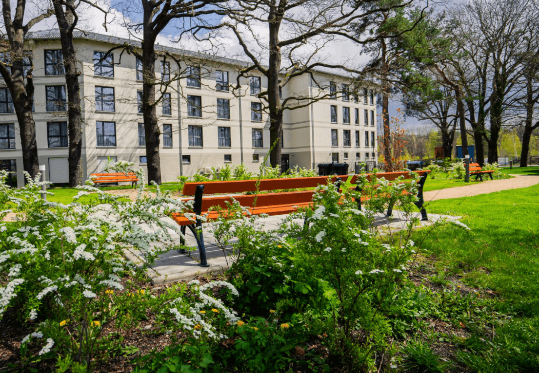 Pflegefachkraft (m/w/d) - Dein Arbeitsplatz in einer familiären Arbeitsatmosphäre! Dresden - KATHARINENHOF AN DER HEIDE - Pflegia