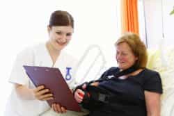 Gesundheits- und Krankenpfleger:in (m/w/d) für unseren OP - Menschlich und kompetent! - Klinik Bogen - Pflegia