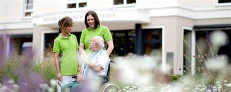 Pflegefachkraft (m/w/d) - Herzlich willkommen! Hamburg - PFLEGEN & WOHNEN FARMSEN - Pflegia