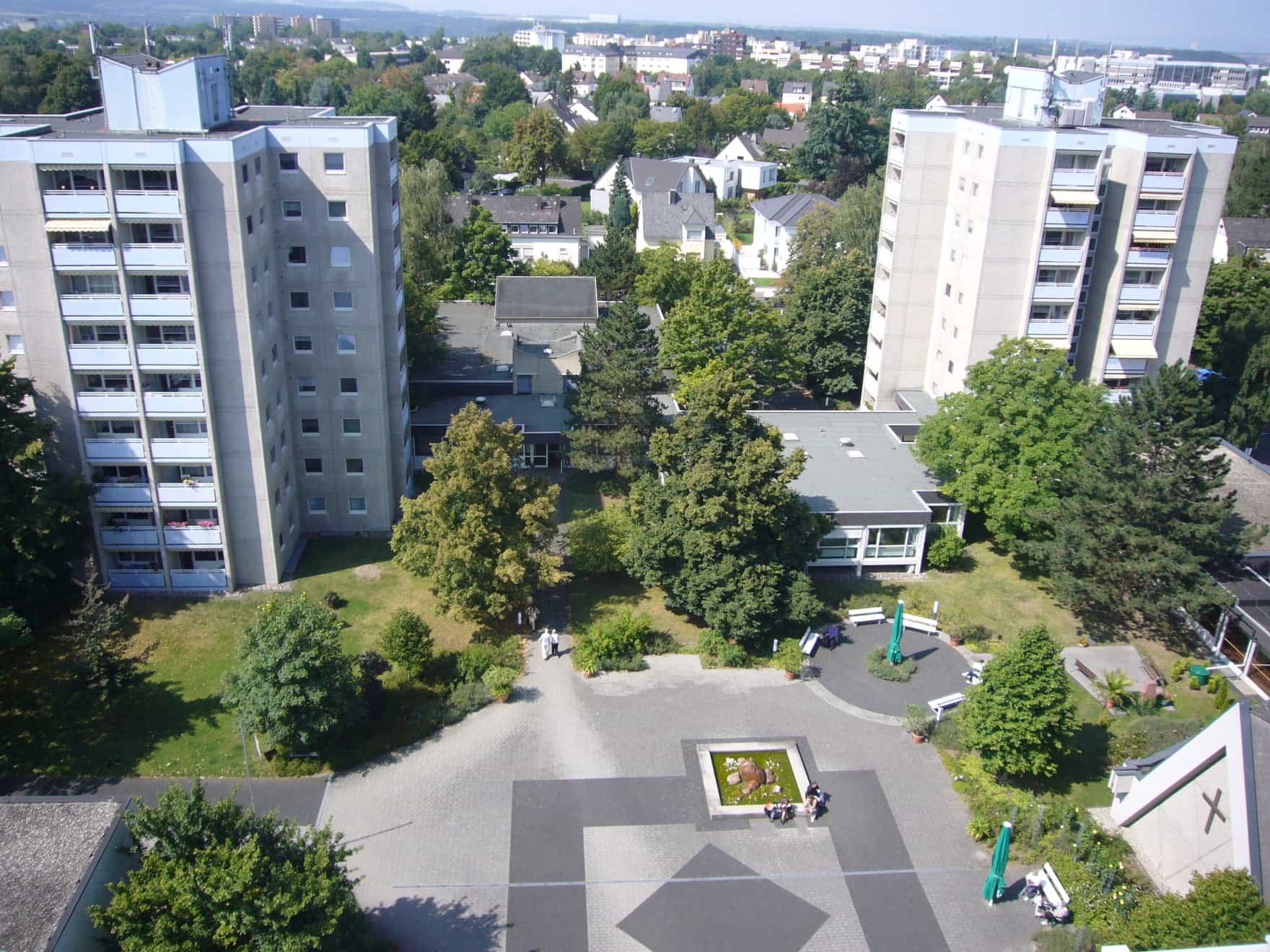 Pflegefachkraft mit Dienstplangarantie (m/w/d) in Teilzeit – Dein Arbeitsplatz in einer familiären Arbeitsatmosphäre! - Seniorenzentrum Geschwister de Hayesche Stiftung - Pflegia