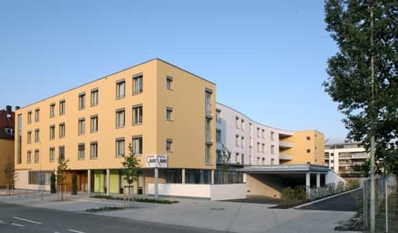 Pflegefachkraft (m/w/d) - Werde Teil unseres Teams! - AWO Seniorenzentrum Ulm Weststadt - Pflegia