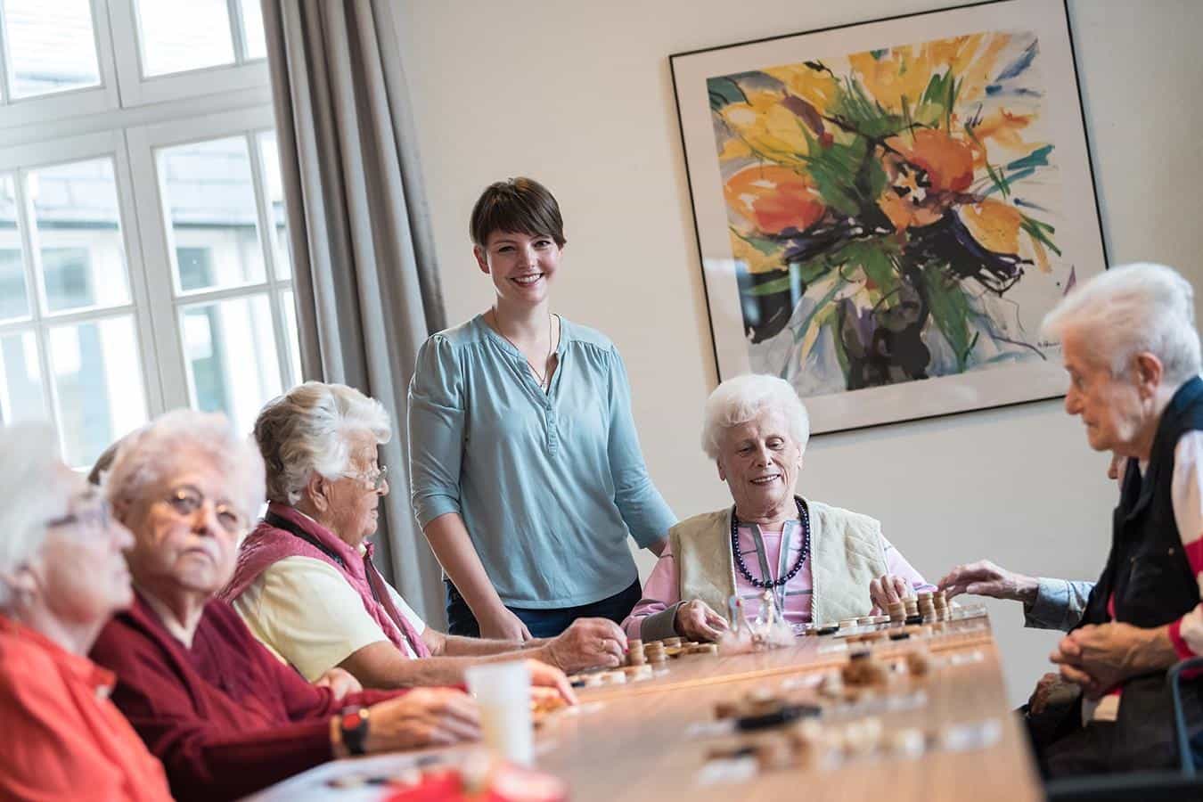 Wohnbereichsleitung (m/w/d) - Gemeinsam Gutes tun!  Dresden - Altenpflegeheim St. Michael - Pflegia