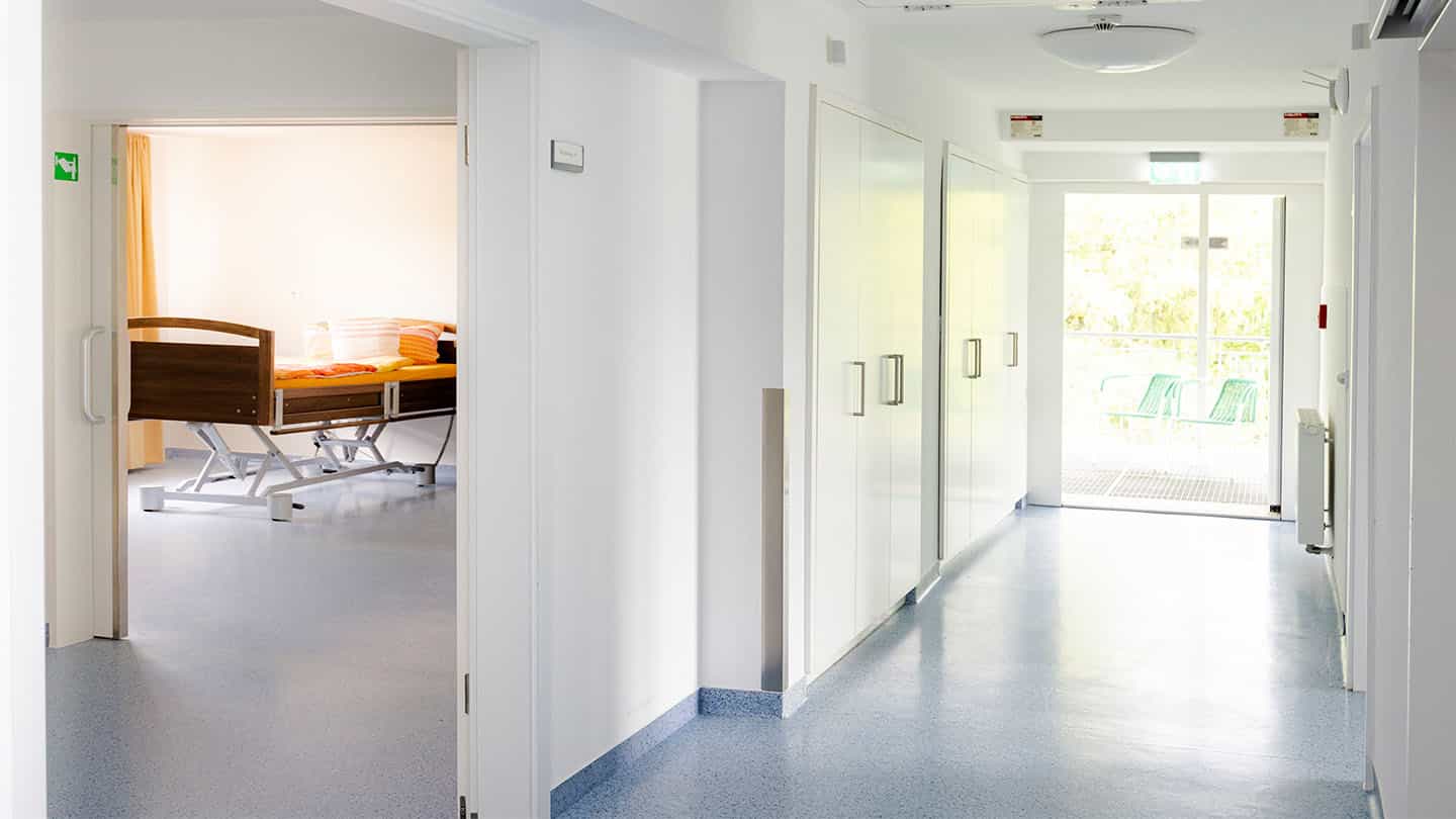 Pflegefachkraft für die Intensivpflege (w/m/d) - Hier bist Du richtig! - WG Blumenwiese - Oerlinghausen - Pflegia