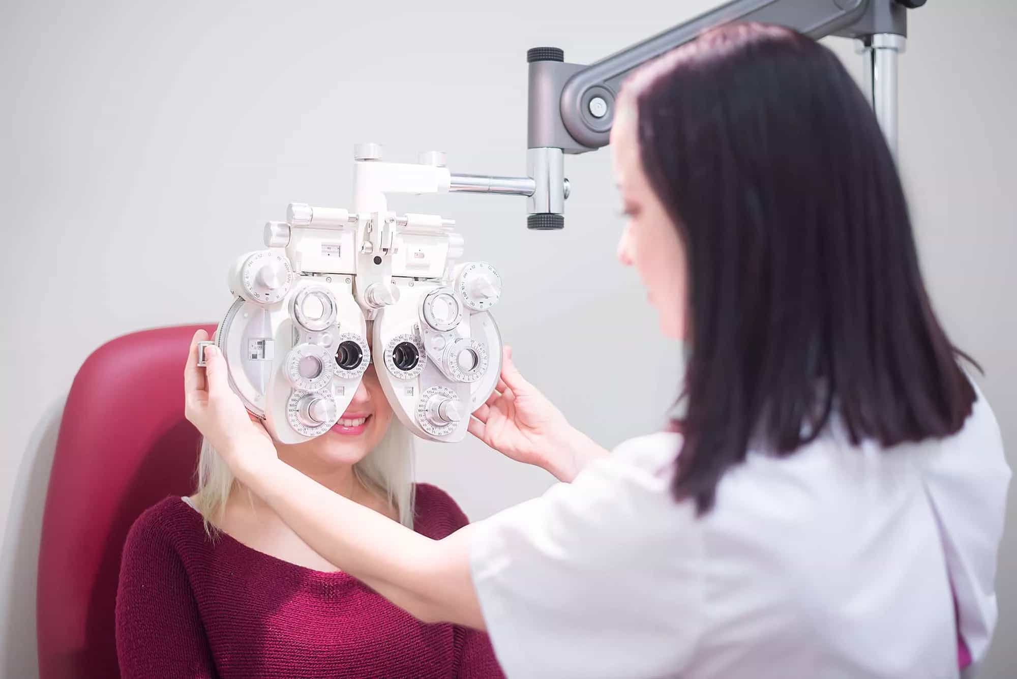 Medizinische:r Fachangestellte:r (m/w/d) als Teamleitung Anmeldung - Werde Teil des Teams! Berlin - Lasermed Augenzentren MVZ GmbH - Pflegia