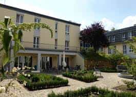 Wohnbereichsleitung (m/w/d) - Sinnvolle, wichtige, berührende, ernste und geschätzte Aufgabe! Rudolstadt - K&S Seniorenresidenz Rudolstadt-Cumbach - Pflegia