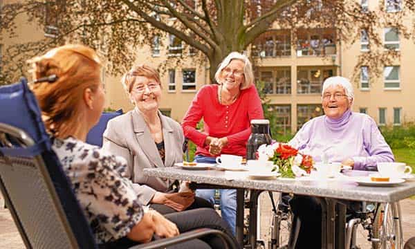 Stellvertretende Wohnbereichsleitung (m/w/d) - Bei uns kannst Du Dich geborgen fühlen! Hamburg - DSG Pflegewohnstift Alsterkrugchaussee - Pflegia